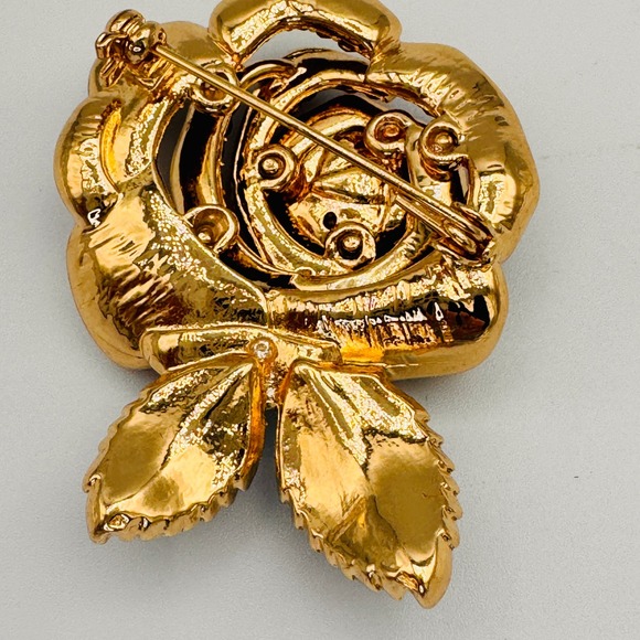 Mens Red Crystal Rose Lapel Brooch Gold Tone Green Leaf Rhinestone Statement Pin - Picture 7 of 8